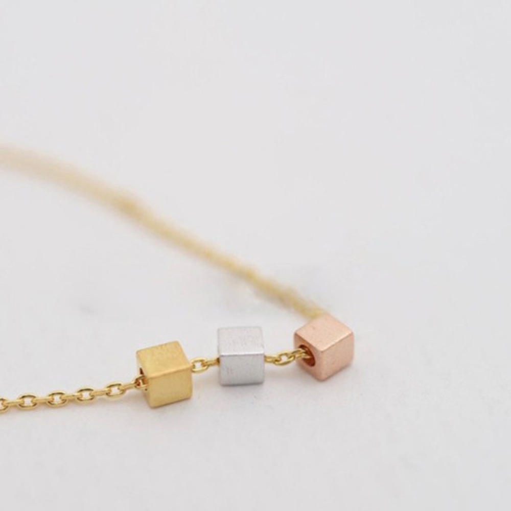 Three square multi tone pendant. NWT